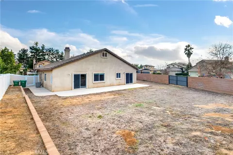 Exterior - 1709 Double Eagle Ave, Beaumont, CA 92223 photo 3 of 5