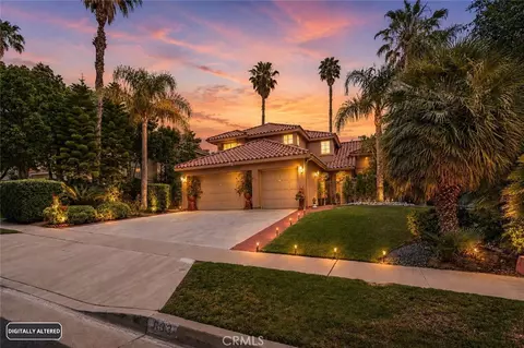 933 La Salle Cir, Corona, CA 92879