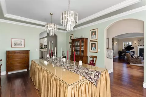 Dining - 1703 Kyle Ln, Redlands, CA 92373 photo 4 of 4
