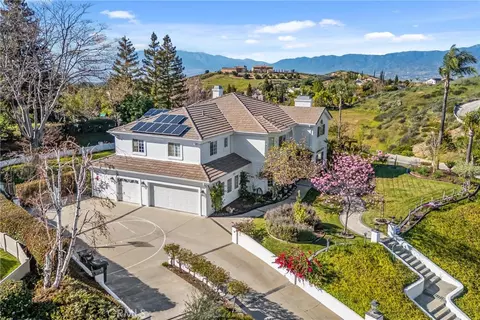 View/Area - 1703 Kyle Ln, Redlands, CA 92373 photo 2 of 9