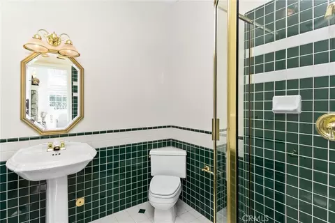 Bath - 1703 Kyle Ln, Redlands, CA 92373 photo 1 of 6