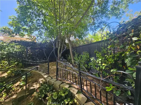 Exterior - 1703 Kyle Ln, Redlands, CA 92373 photo 7 of 15