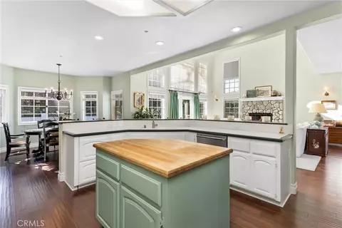 Kitchen - 1703 Kyle Ln, Redlands, CA 92373 photo 5 of 7