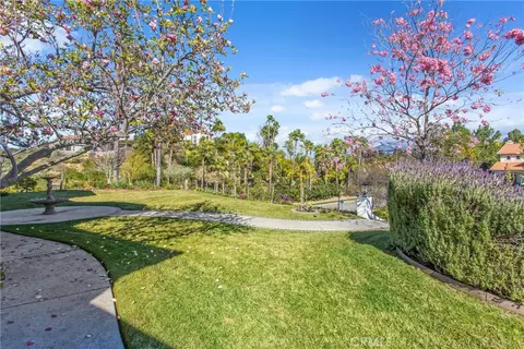 Exterior - 1703 Kyle Ln, Redlands, CA 92373 photo 14 of 15