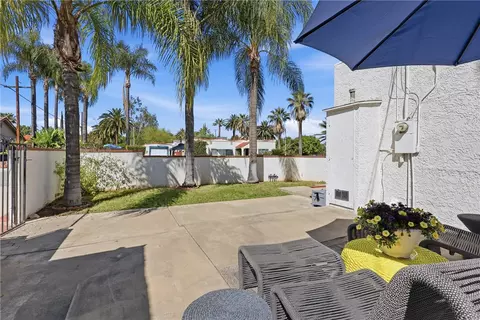Exterior - 1011 W Cypress, Redlands, CA 92373 photo 6 of 11