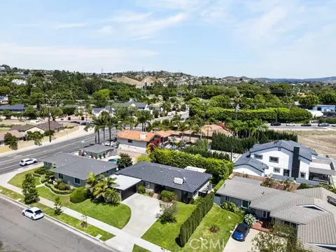 View/Area - 2077 N Mori, Orange, CA 92867 photo 5 of 12
