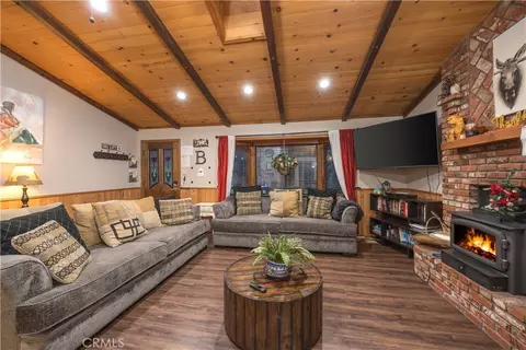 Living - 42401 Avalon Rd, Big Bear Lake, CA 92315 photo 7 of 8