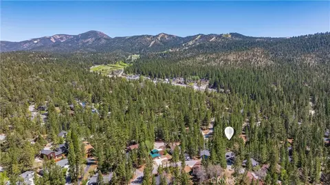 View/Area - 42401 Avalon Rd, Big Bear Lake, CA 92315 photo 3 of 3