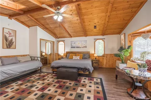 Bedroom - 42401 Avalon Rd, Big Bear Lake, CA 92315 photo 9 of 10