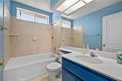 Bath - 31056 Moss, Mentone, CA 92359 photo 5 of 5