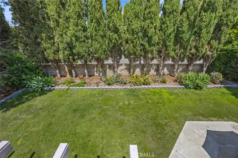 Exterior - 256 N Quail Ln, Orange, CA 92869 photo 5 of 10