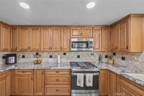 Kitchen - 256 N Quail Ln, Orange, CA 92869 photo 4 of 4