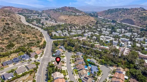 View/Area - 256 N Quail Ln, Orange, CA 92869 photo 6 of 6