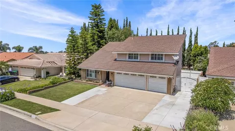 View/Area - 256 N Quail Ln, Orange, CA 92869 photo 1 of 6