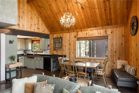Dining - 164 Birchwood Dr, Lake Arrowhead, CA 92352 photo 1 of 1