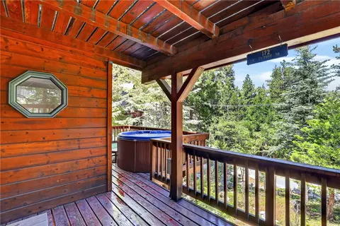Exterior - 172 N Fairway, Lake Arrowhead, CA 92352 photo 10 of 14