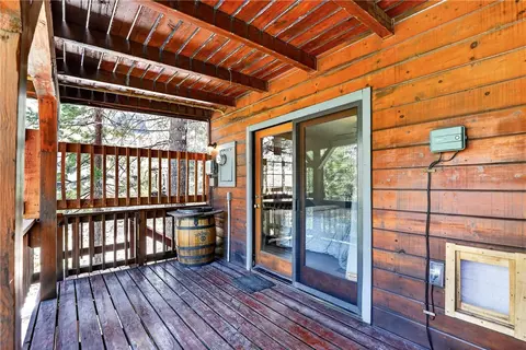 Exterior - 172 N Fairway, Lake Arrowhead, CA 92352 photo 9 of 14