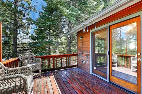 Exterior - 172 N Fairway, Lake Arrowhead, CA 92352 photo 6 of 14