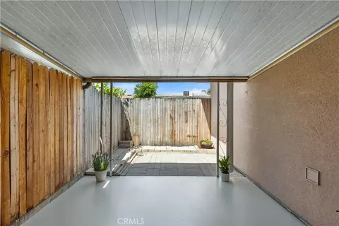 Exterior - 621 S Palm Ave #E, Hemet, CA 92543 photo 3 of 8