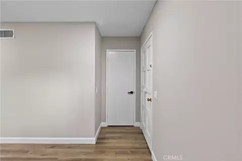 Entry Way - 621 S Palm Ave #E, Hemet, CA 92543 photo 1 of 1