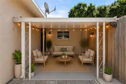 Exterior - 621 S Palm Ave #E, Hemet, CA 92543 photo 2 of 8