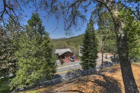 Other - 695 Arth Dr, Crestline, CA 92325 photo 3 of 6