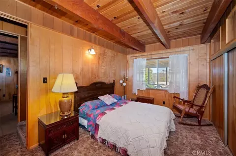 Bedroom - 695 Arth Dr, Crestline, CA 92325 photo 6 of 7