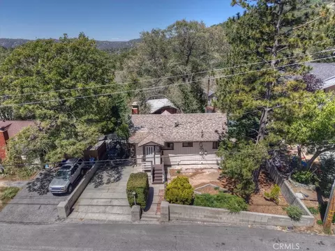 View/Area - 695 Arth Dr, Crestline, CA 92325 photo 2 of 3