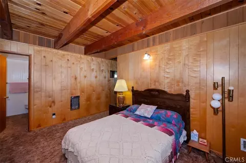 Bedroom - 695 Arth Dr, Crestline, CA 92325 photo 5 of 7