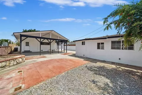 Exterior - 6610 San Carlos St, Paramount, CA 90723 photo 9 of 14