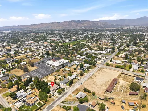 View/Area - 12568 Bryant, Yucaipa, CA 92399 photo 3 of 4