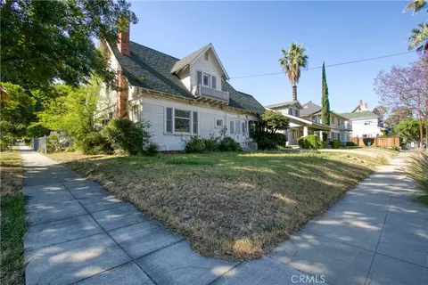 Exterior - 3893 Pine St, Riverside, CA 92501 photo 2 of 13