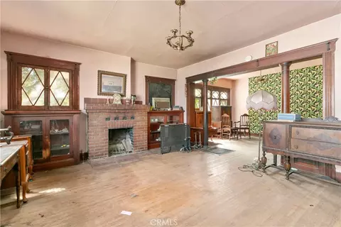 Living - 3893 Pine St, Riverside, CA 92501 photo 1 of 3