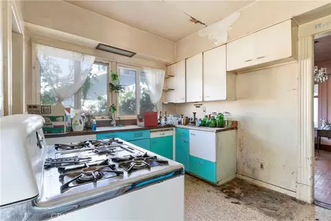Kitchen - 3893 Pine St, Riverside, CA 92501 photo 1 of 2
