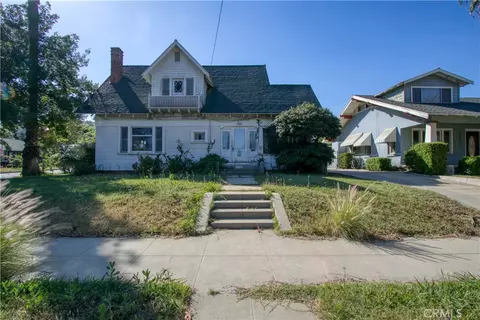Exterior - 3893 Pine St, Riverside, CA 92501 photo 1 of 13