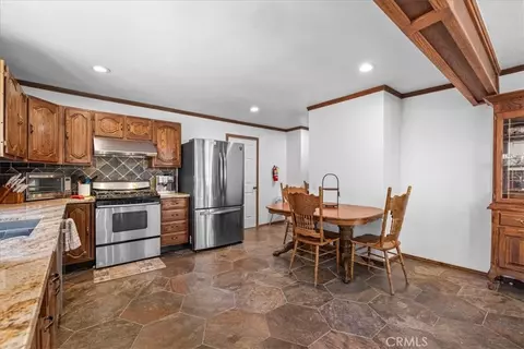 Kitchen - 1200 W Constellation, Big Bear City, CA 92314 photo 2 of 2
