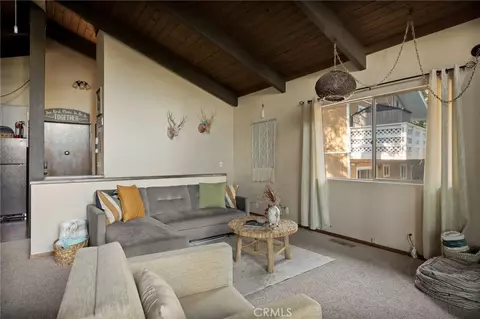 Living - 24096 Altdorf, Crestline, CA 92325 photo 3 of 3