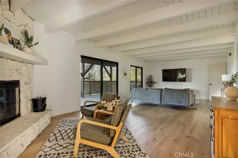 Living - 1204 Yellowstone, Lake Arrowhead, CA 92352 photo 7 of 8