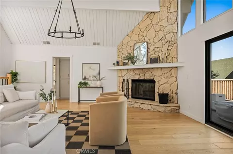 Living - 1204 Yellowstone, Lake Arrowhead, CA 92352 photo 8 of 8