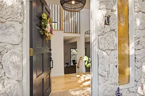 Entry Way - 1204 Yellowstone, Lake Arrowhead, CA 92352 photo 1 of 1