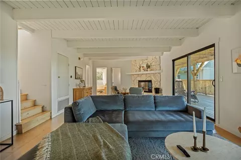Living - 1204 Yellowstone, Lake Arrowhead, CA 92352 photo 4 of 8