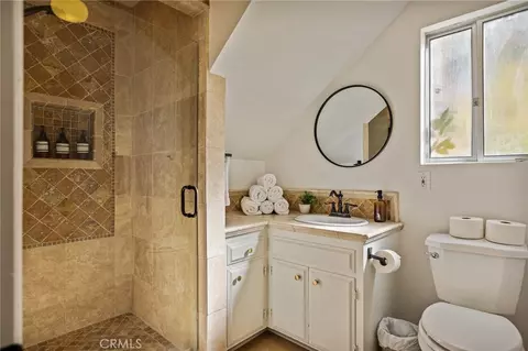 Bath - 1204 Yellowstone, Lake Arrowhead, CA 92352 photo 2 of 4