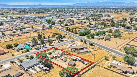 View/Area - 21998 Biloxi Rd, Apple Valley, CA 92307 photo 5 of 8