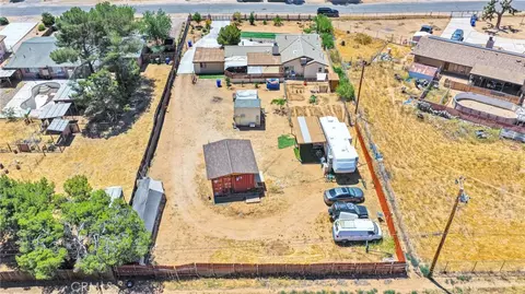 View/Area - 21998 Biloxi Rd, Apple Valley, CA 92307 photo 2 of 8