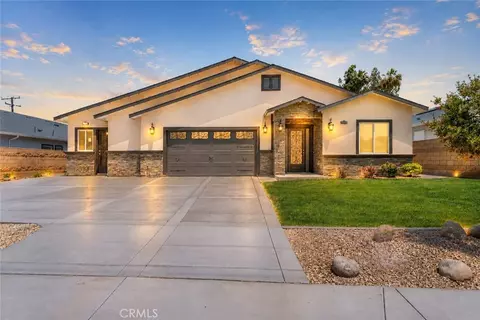 25624 Cottonwood Rd, Loma Linda, CA 92354
