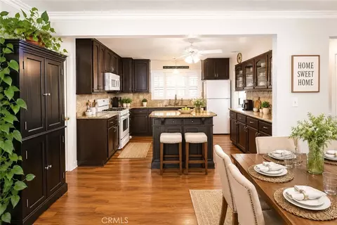 Kitchen - 233 Phlox Ave, Redlands, CA 92373 photo 7 of 7