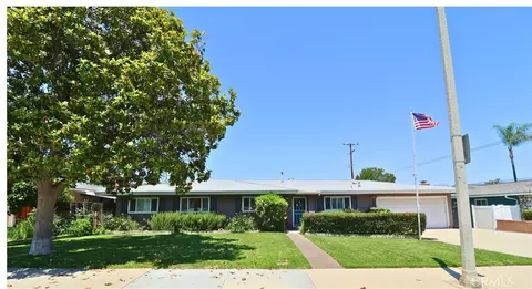 233 Phlox Ave, Redlands, CA 92373