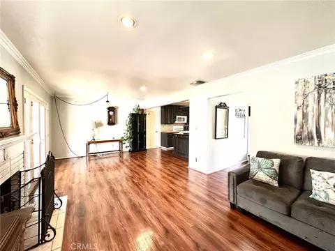 Living - 233 Phlox Ave, Redlands, CA 92373 photo 1 of 2