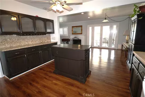 Kitchen - 233 Phlox Ave, Redlands, CA 92373 photo 2 of 7
