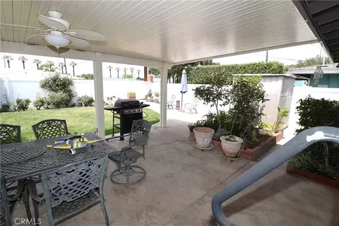 Exterior - 233 Phlox Ave, Redlands, CA 92373 photo 10 of 13